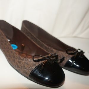 michael michael kors melody toe cap ballerinas